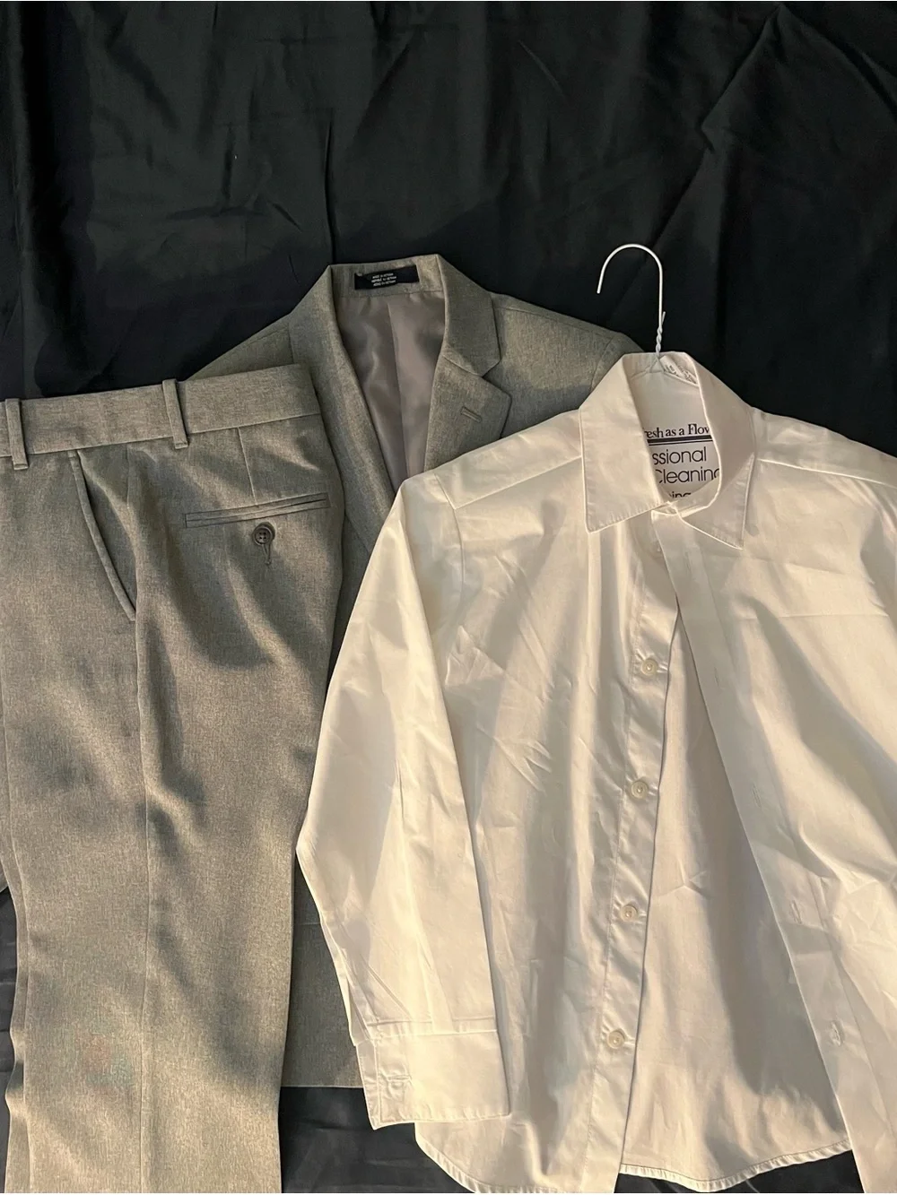 Nautica Boys Size 8 Gray Suit Set with White Dress Shirt